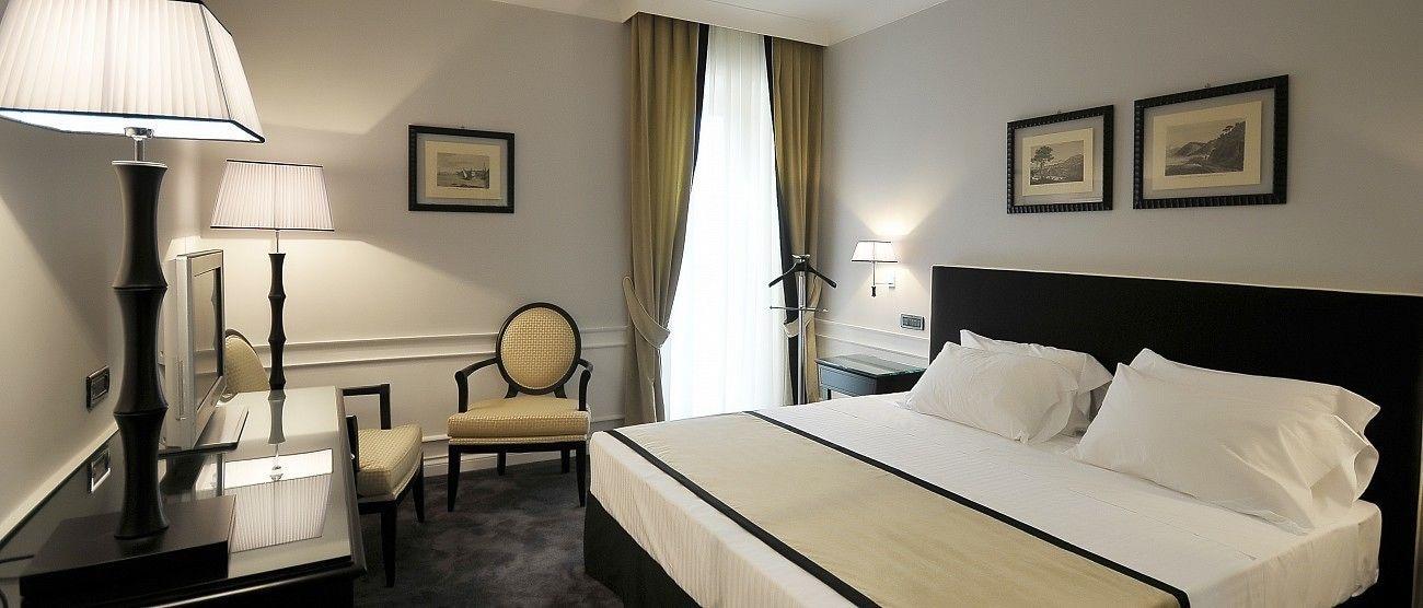 Grand Hotel Oriente Napoli Eksteriør billede